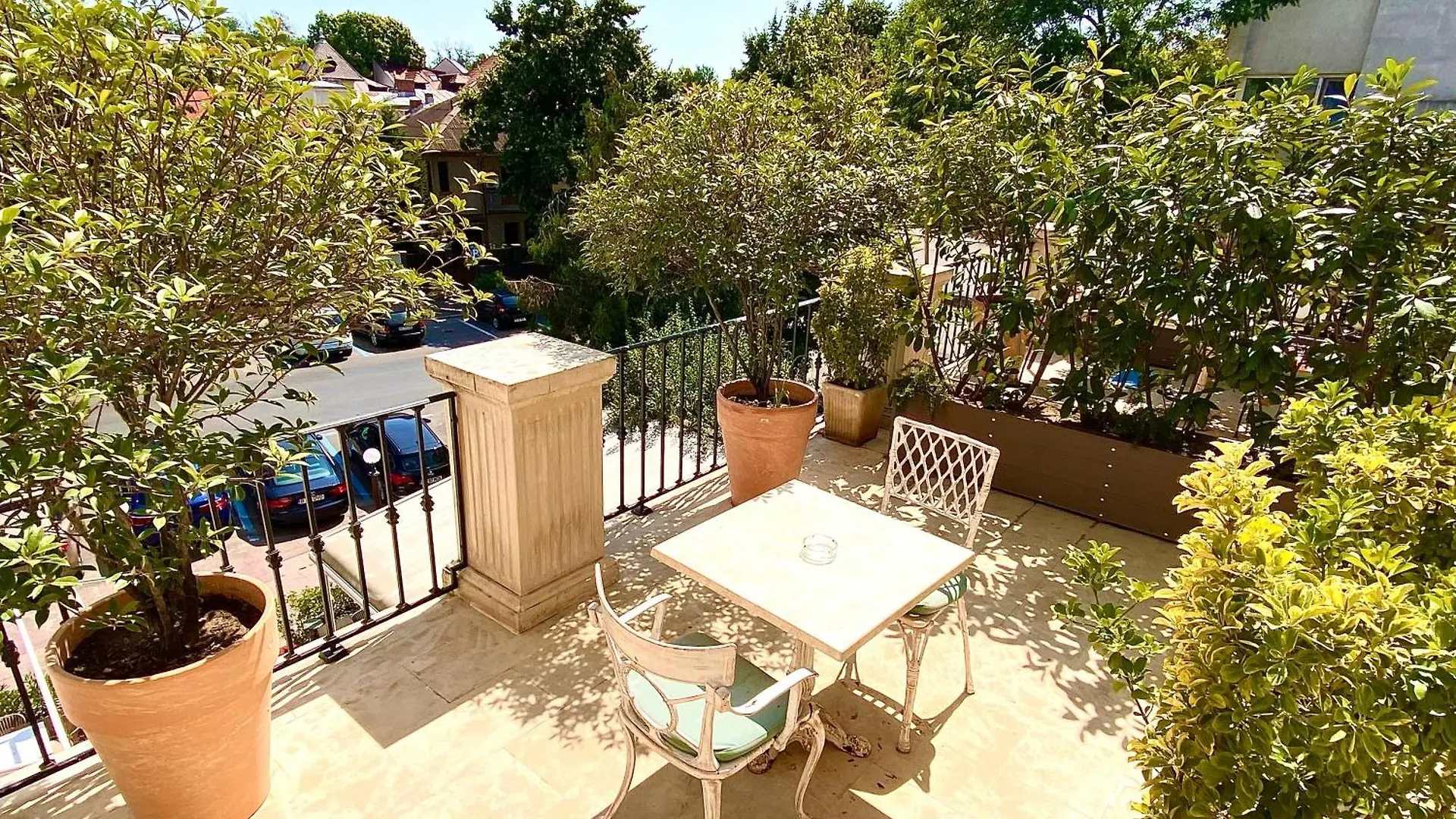 Apartment Arc De Triomphe Studios Bucharest